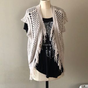 Off white/ tan American rag Shaw